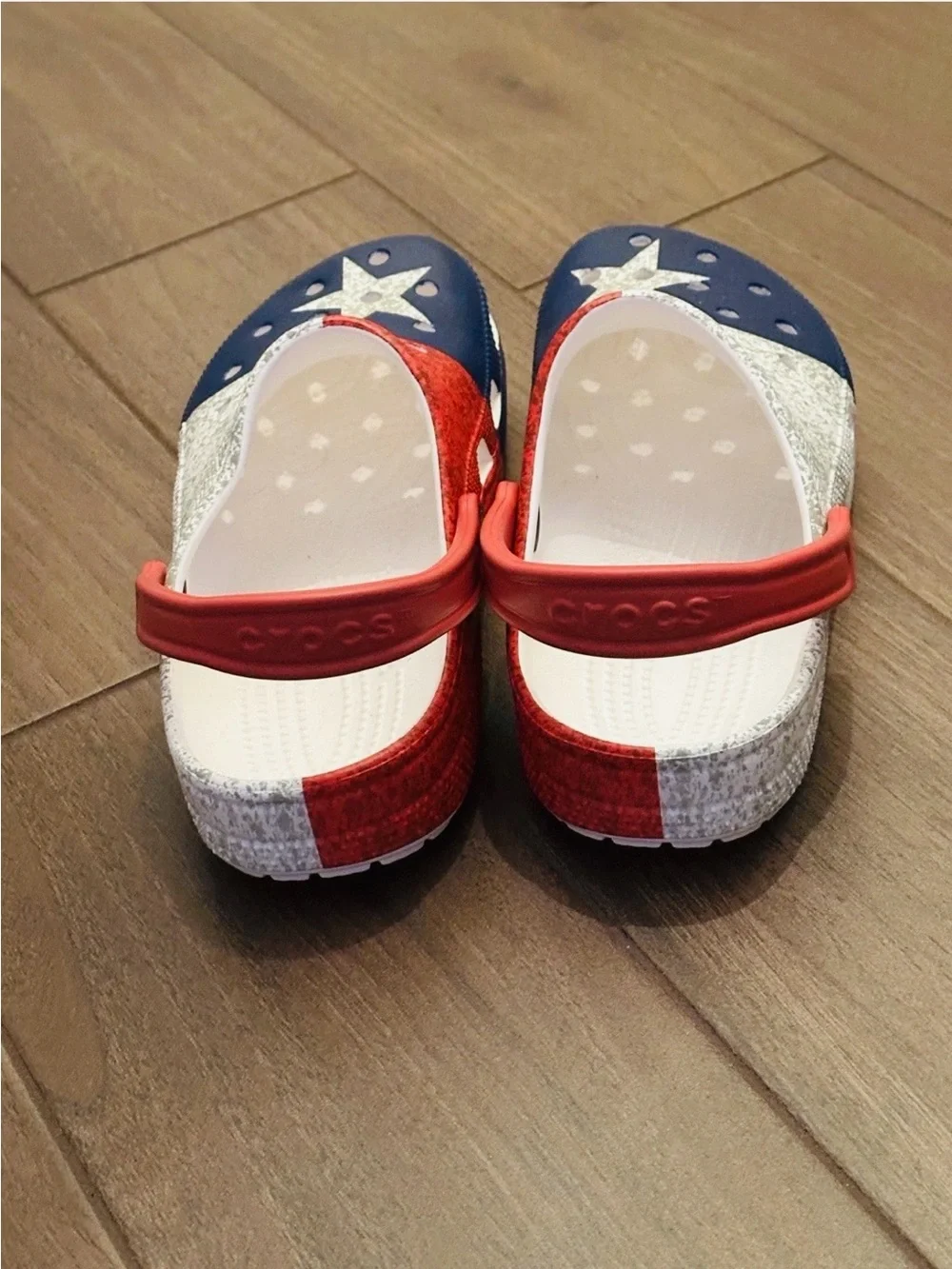 CROCS Kids Red White Blue Star Slip-On Clogs with Strap